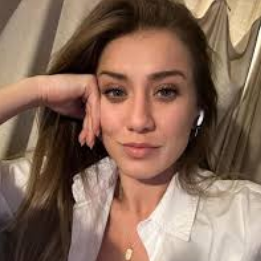Sophia B.